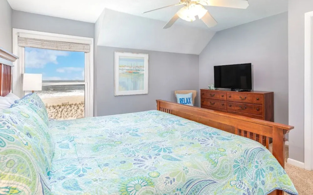 Tybee Lights 110C by Tybee Vacation Rentals