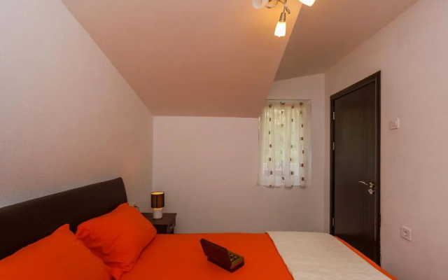 Paradise Bay Apartments