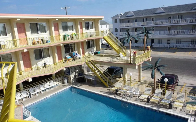 Golden Rail Motel