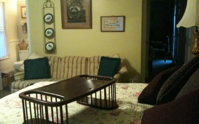Emerald Necklace Inn Bed and Breakfast