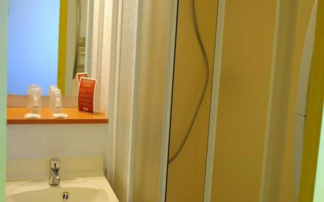 Comfort Hotel Emerainville Marne-La-Vallee
