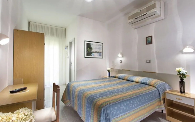 Kristalex Pet Friends Hotel