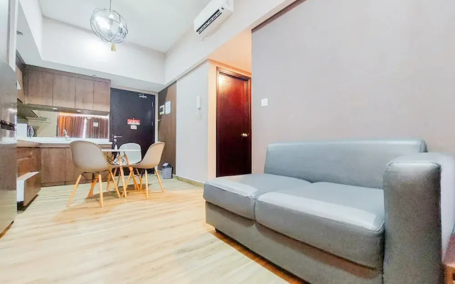 Homey And Modern 2Br At Casa De Parco Apartment
