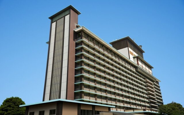 Hotel Okura Tokyo South Wing Токио вид на фасад