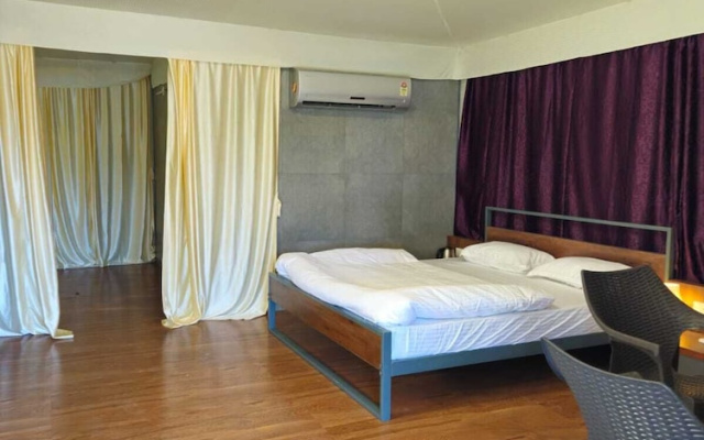 Stone Water Resort