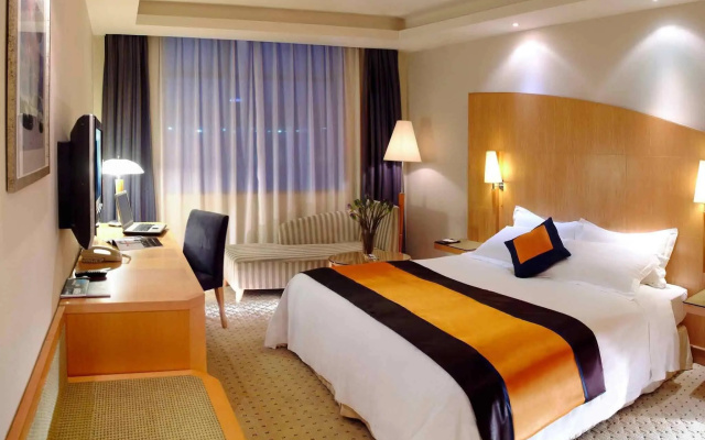 voco Wuhan Xinhua by IHG