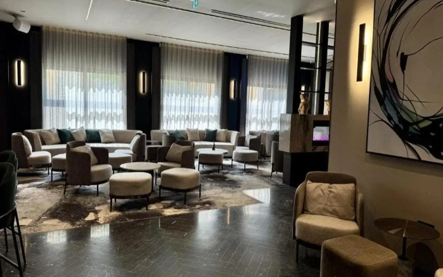 Aste Hotel