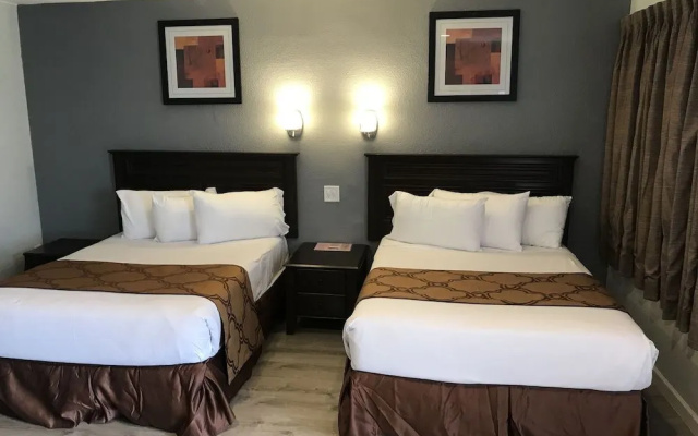 Relax Inn Motel