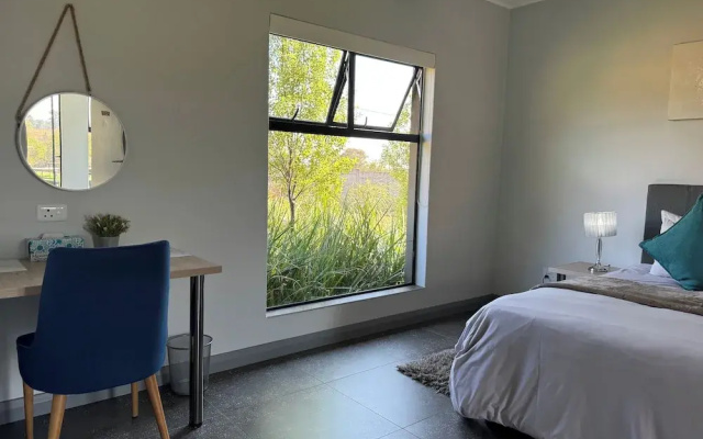 Stones Throw Manor
