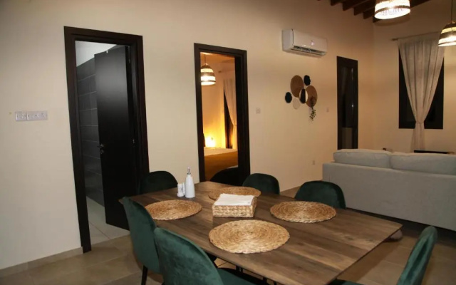 Artista Roustik Apartment