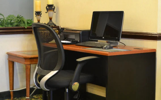 Quality Inn & Suites