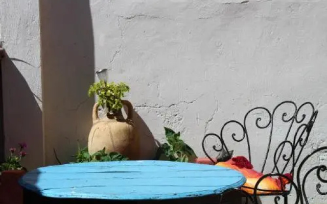 DarelPirata GUEST HOUSE & RESIDENCES at Briech Beach