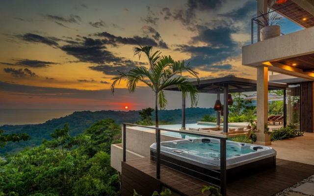 Riverstone Elevated Living Near Beach Town