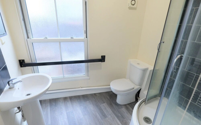 Cosy Apartment in Coventry Near Skydome Arena