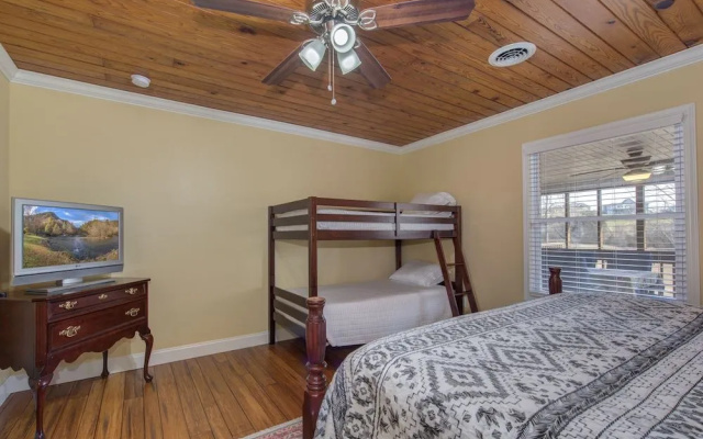 Sunrise Cove by Jackson Mountain Rentals