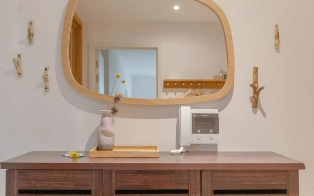 Charm & Convenience 3 Bed Near Excel London