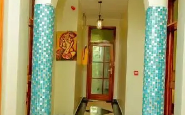 Home Inn Hotel