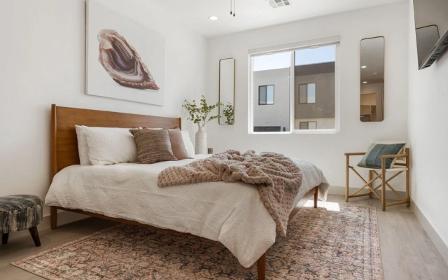 Lagoon Vibes 4 Bedroom Townhouse