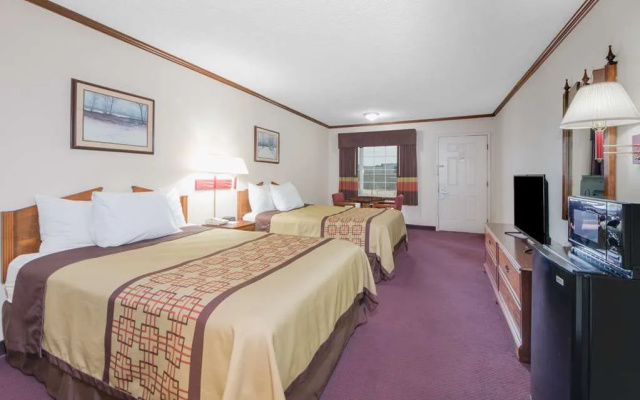 Days Inn Monett