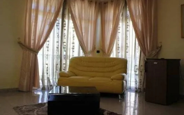 Hotel Ani