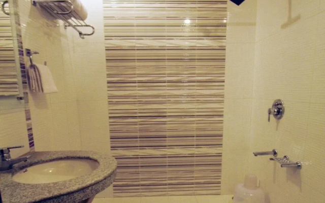 Royal Residency Hotel
