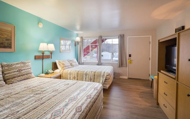Apache Motel