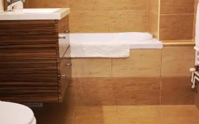 Diamond Apartment