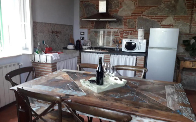 Casa De Servi