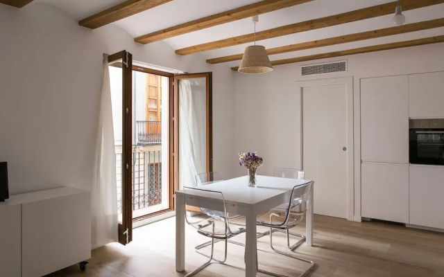ApartUP L' Almoina