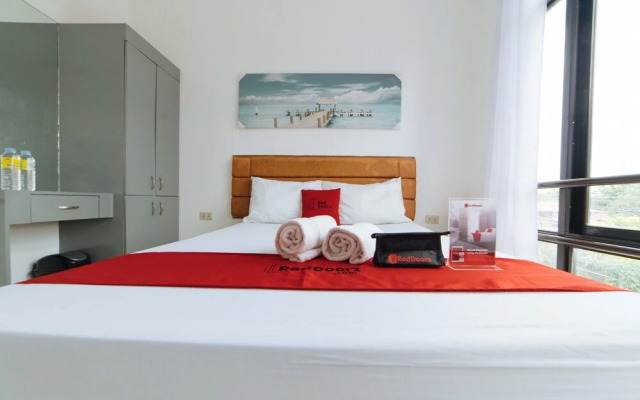 RedDoorz Plus near Dadiangas Heights