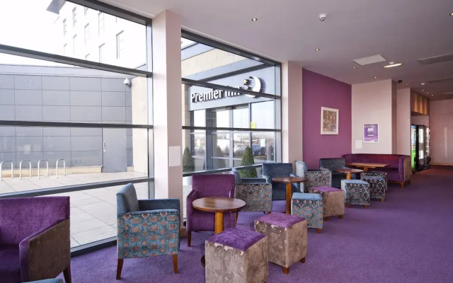 Premier Inn Edinburgh Park - Airport