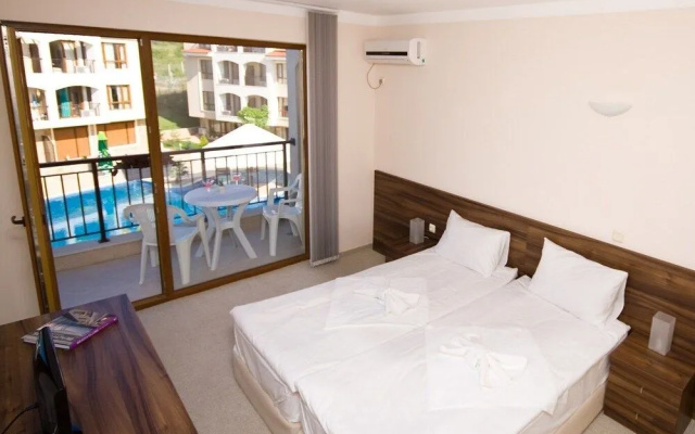 Paradise Bay Hotel