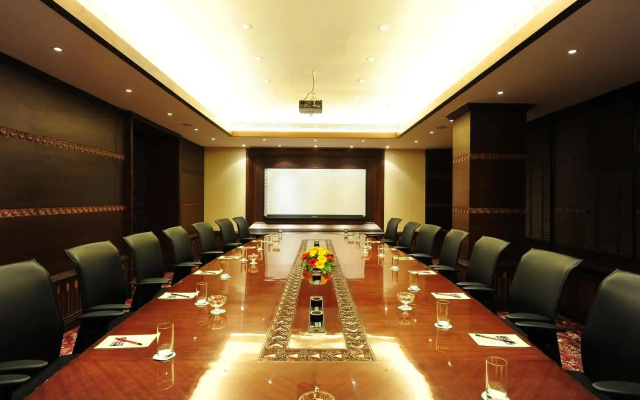 MAYFAIR Convention