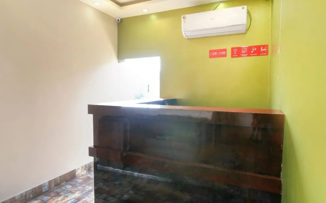 Oyo 43723 Hotel Crystal Riverside