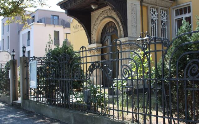 Отель Villa De Baron Германия, Дрезден - отзывы, цены и фото номеров - забронировать отель Villa De Baron онлайн вид на фасад