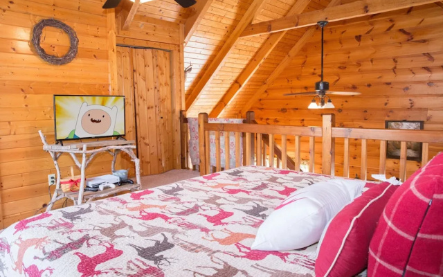 On Mountain Time - One Bedroom Cabin