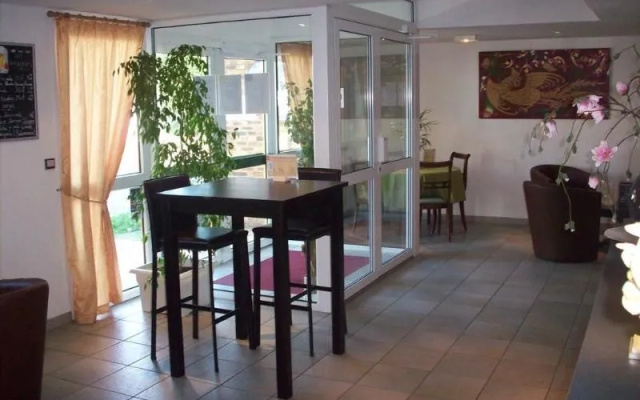 Kimotel