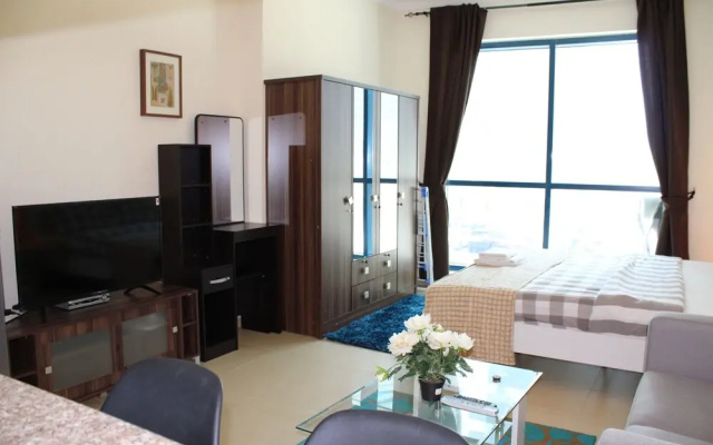 Modern Studio near Metro in X1 Tower JLT - EDN