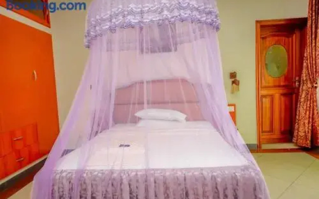 Home Inn Hotel