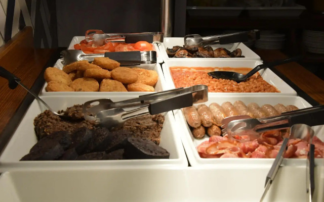Garner Edinburgh Haymarket by IHG