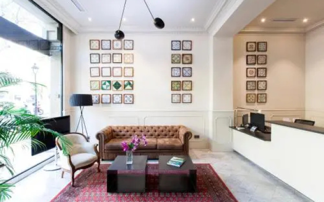 AB Eixample Derecho Apartments