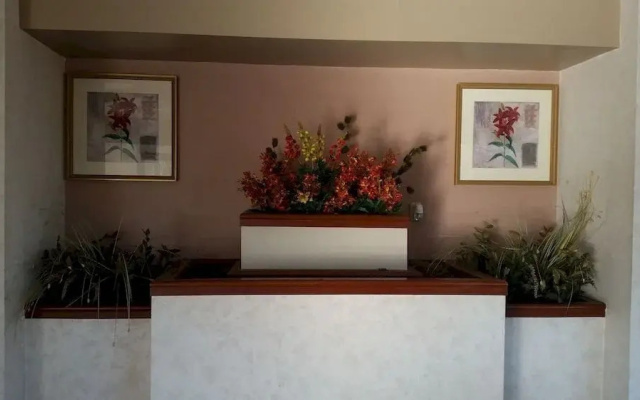 Ramada Inn Airport