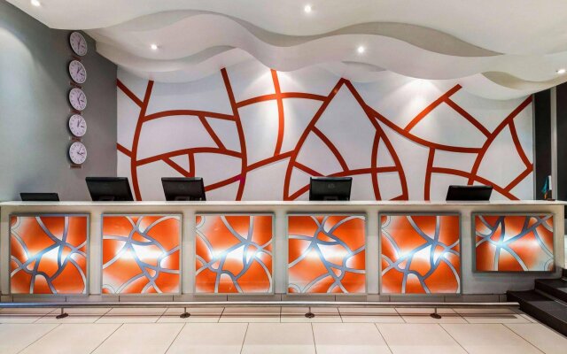 Protea Hotel by Marriott Lusaka Cairo Road in Lusaka, Zambia from 86$, photos, reviews - zenhotels.com hotel front