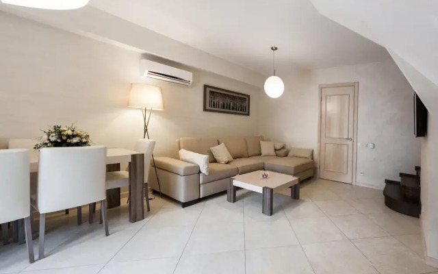 Sun City Arcadia Apartments