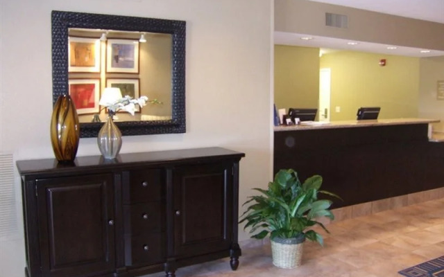 Candlewood Suites Loveland