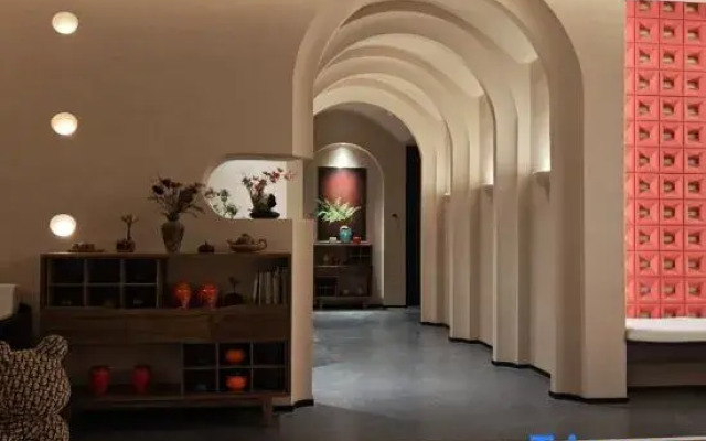 Yiyun Superior Products Hotel