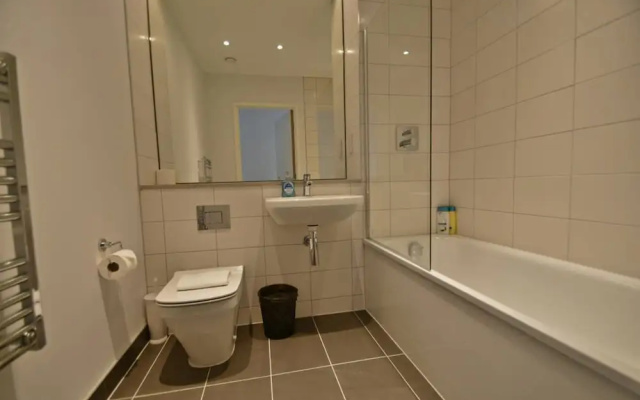 Modern 2 Bedroom Apartment in Green Gate