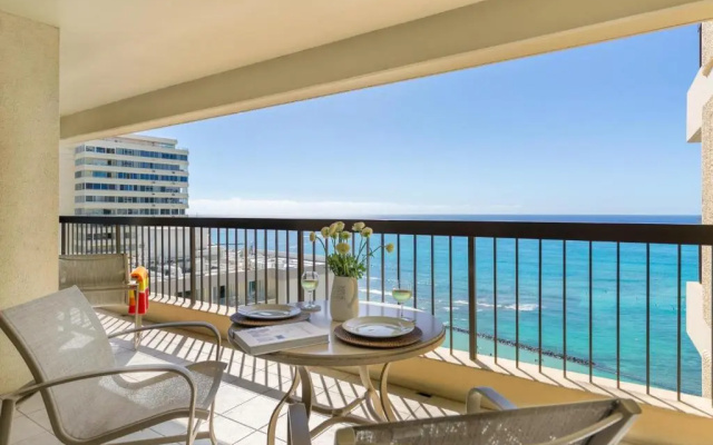 Waikiki Beach Tower #2001