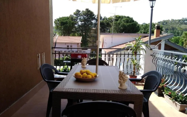 Pergusa Lake Home