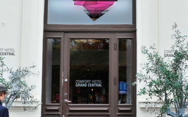 Comfort Hotel Grand Central in Oslo, Norway from 188$, photos, reviews - zenhotels.com hotel front